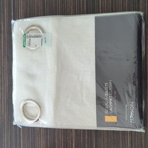 Grommet Curtain from Simons (1 panel)